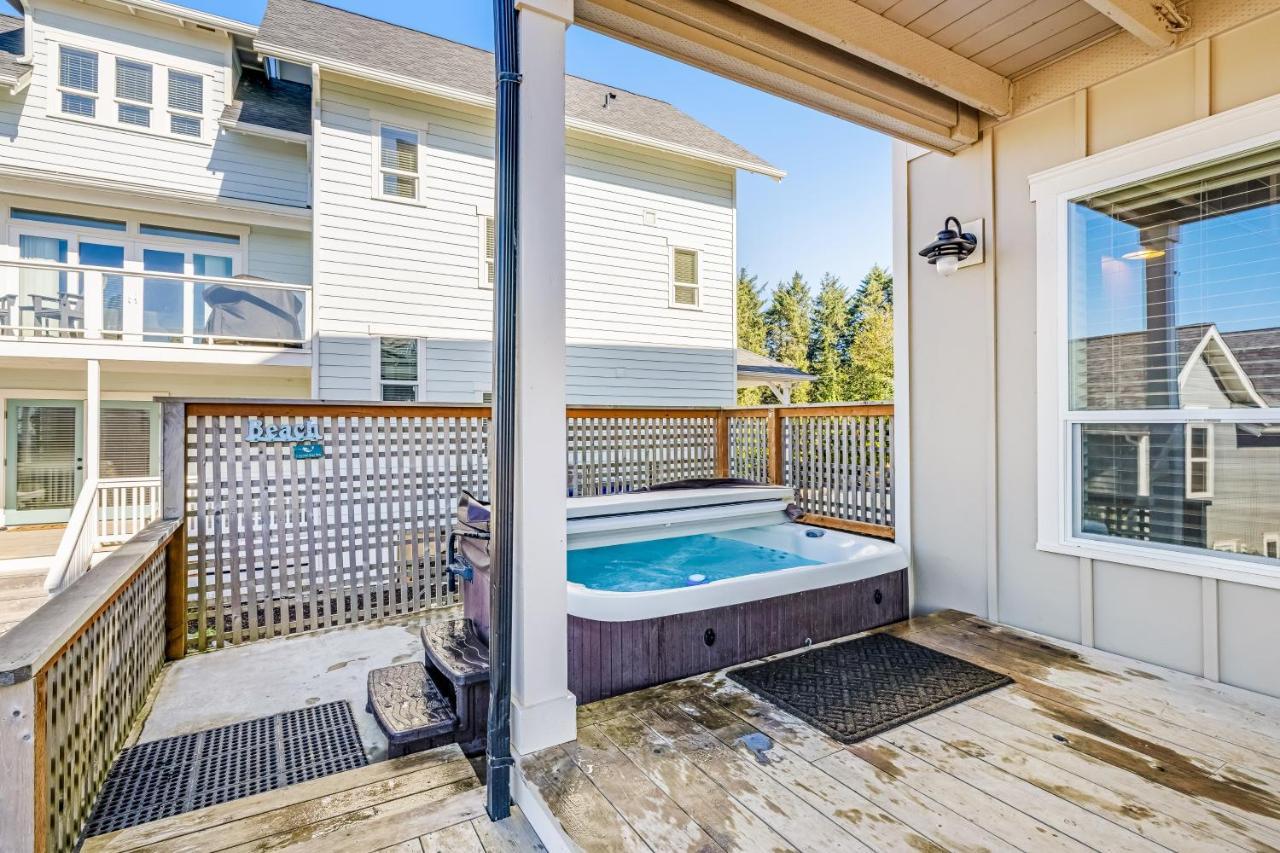 Driftwood Star Villa Lincoln City Exterior photo