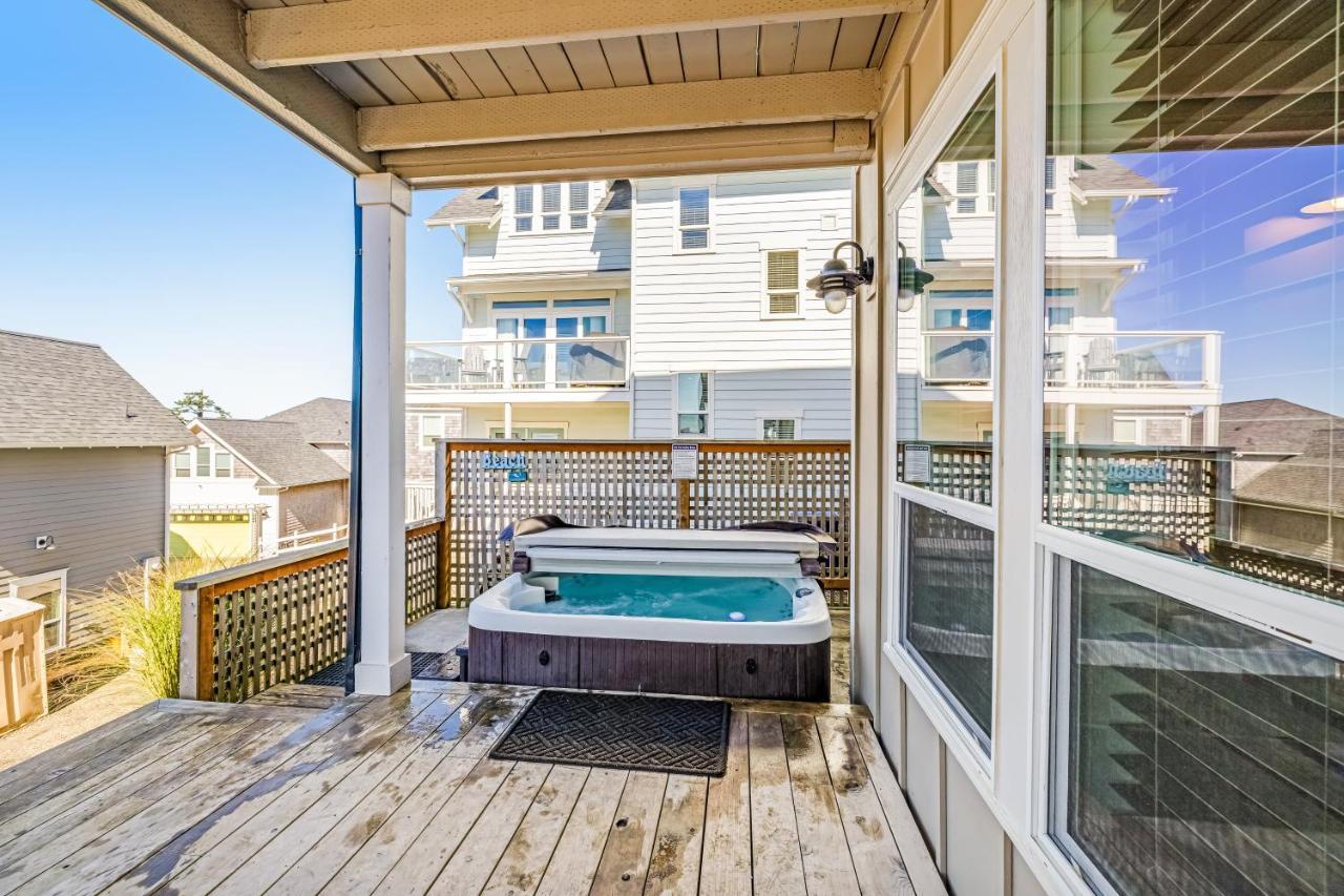 Driftwood Star Villa Lincoln City Exterior photo